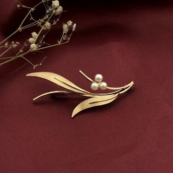 Gouden broche met parel, Sieraden, Tassen en Uiterlijk, Broches, Gebruikt, Ophalen of Verzenden, Met edelsteen, Goud