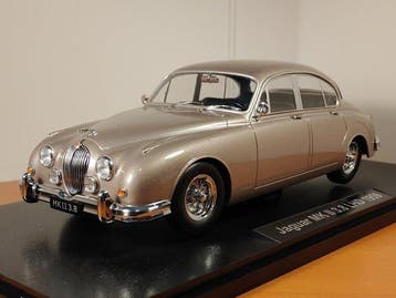 KK-Scale 1:18 - Model sedan - Jaguar Mk II 3.8, Nieuw