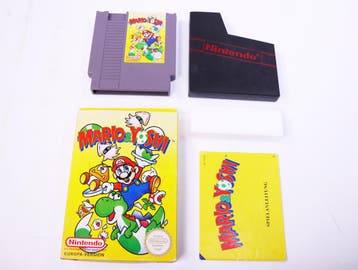 NES - Mario & Yoshi - Boxed CIB, Ophalen of Verzenden, Nieuw