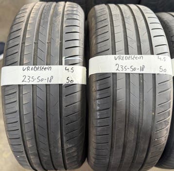 2x 235-50-18 Vredestein Zomer 2x 4.5mm €50 PerBand 235 50 18, Auto-onderdelen, Ophalen, 18 inch, Gebruikt, 235 mm