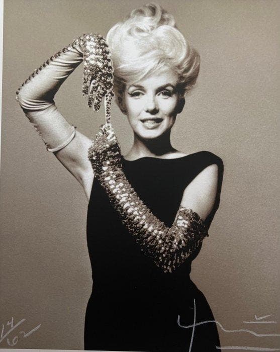 Bert Stern (1929–2013) - Marilyn Monroe Stretching the, Antiek en Kunst, Kunst | Designobjecten