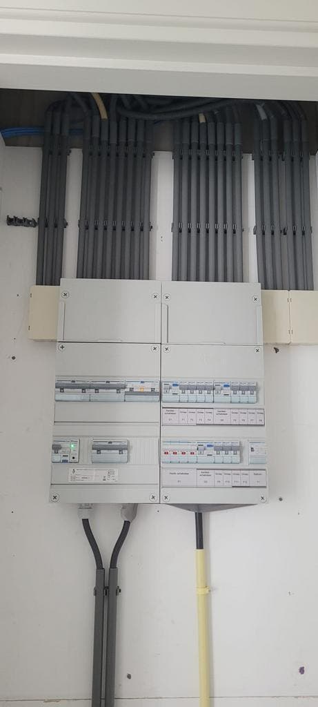 Elektromonteur | Regio Overijssel, Diensten en Vakmensen, Elektriciens, 24-uursservice, Garantie