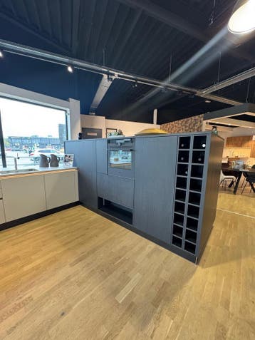 Nolte showroom keuken – Eiken nero/Platina - Compleet, Nieuw, Overige kleuren, Overige typen
