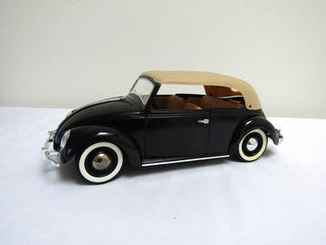 Solido 1:18 - Modelauto - Volkswagen Kever Cabriolet -, Nieuw