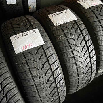 2 x Dunlop SP Winter Sport 235-60-18 Winterbanden 5mm, 18 inch, Gebruikt, 235 mm, Band(en)