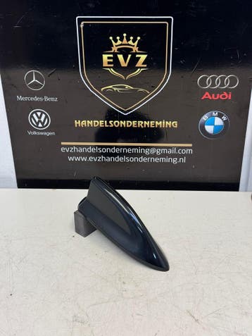 Toyota Yaris Hybride bj.2022 Antenne zwart, Gebruikt, Toyota