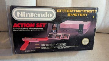 Nintendo - Nes - Action Set - Spelcomputer - In originele, Nieuw