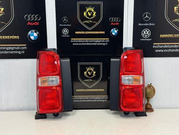 Peugeot Expert achterlicht set rechts en links bj.2021, Gebruikt, Peugeot