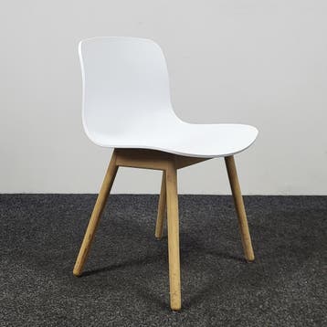 Hay About a Chair - Wit, Ophalen of Verzenden, Gebruikt