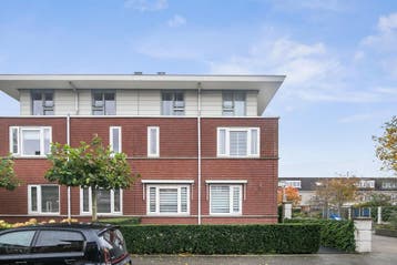 Te huur: Huis Renate Rubinsteinlaan in Amstelveen, Noord-Holland, Amstelveen