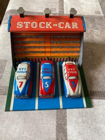 Joustra - Speelgoed voertuig Stock-Car Stade Olympique -