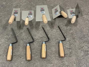 Veiling - Schwan stuc- en metselgereedschap set 9-delig, Doe-het-zelf en Verbouw, Gereedschap | Handgereedschap, Nieuw
