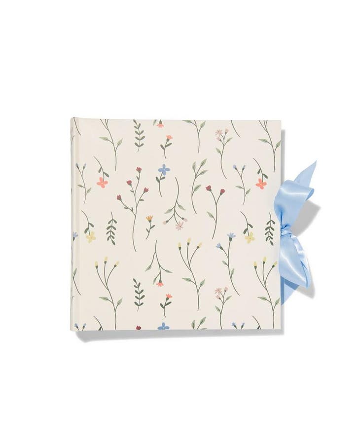 HEMA Fotoboek met strik 24x24.5 papier bloemen, Computers en Software, Overige Computers en Software, Nieuw, Verzenden