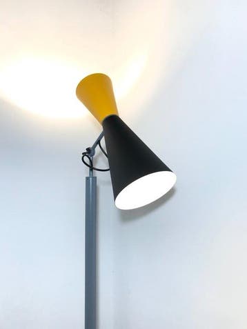 Le Corbusier - Lamp - Parliament Giallo/Nero - Aluminium