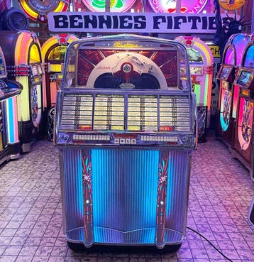 Wurlitzer 1800 Jukebox (1955)  104 Select - Gerestaureerd, Ophalen, Gebruikt