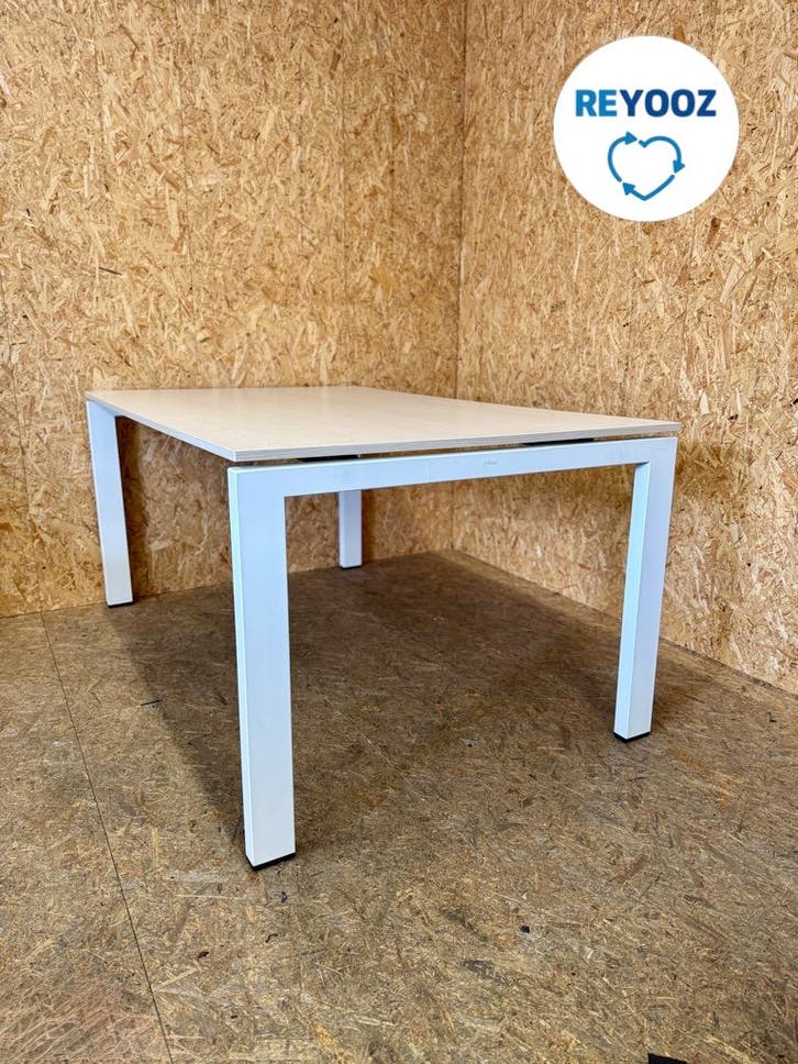 Ahrend 314 vergadertafel 160x100cm - rechthoek - noten p..., Zakelijke goederen, Kantoor en Winkelinrichting | Kantoormeubilair en Inrichting