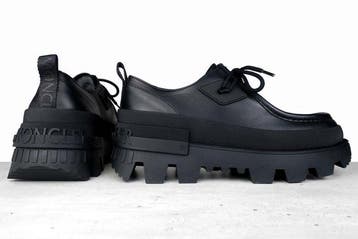 Moncler - Black Mon Wallabee Oxfords - Veterschoenen - Maat:, Nieuw
