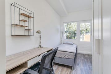 Eigen Kamer aan Friesestraat, Rotterdam, 50 m² of meer, Rotterdam