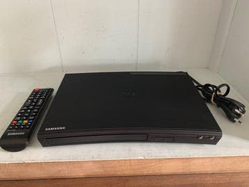 CURVED - Samsung Blu-ray Speler - 3D hdmi etc - Nieuwstaat +
