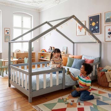 Kinderbed Treviolo huisbed 90x200 cm lichtgrijs en wit [en.c, Verzenden, Nieuw