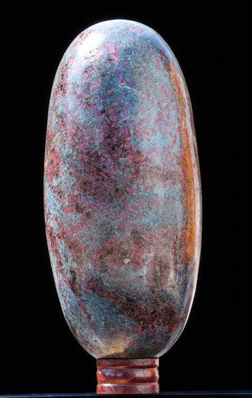 Grote ruby van 19,70 kg in blauw apatietkristal - Heilige