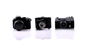Goedkoop een Fotocamera huren vanaf €15,- per dag, Nieuw