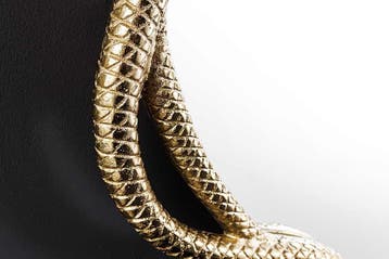 Decoratieve spiegel SNAKE XL 85cm goudkleurig metalen, Huis en Inrichting, Woonaccessoires | Spiegels, Ophalen of Verzenden, Nieuw