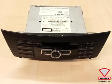 Mercedes C Klasse W204 Navigatie Commond A2049001813, Ophalen, Gebruikt, Mercedes-Benz