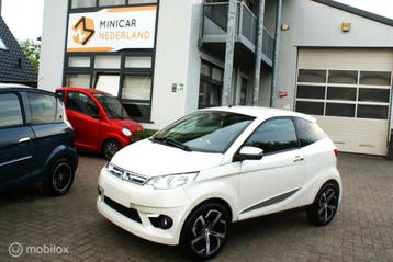 Aixam e Coupé Premium 5964KM 100% elektrisch 1 jaar garantie, Zo goed als nieuw