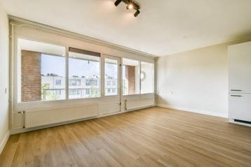 Te huur: Appartement Charlotte Brontéstraat in Amsterdam, Noord-Holland, Appartement, Amsterdam