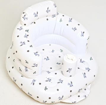 Opblaasbaar babystoeltje met konijntjes motief in 2 maten, Verzenden, Nieuw, Stoel(en)