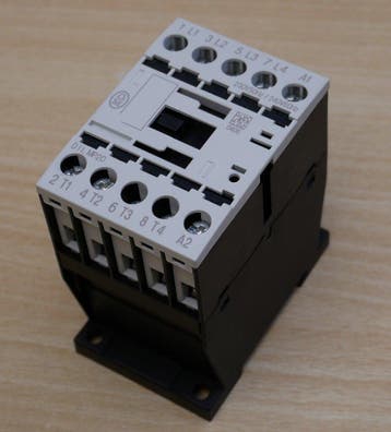 Moeller DILMP20 magneetschakelaar 230V ac 5,5KW 20A 4P, Hobby en Vrije tijd, Elektronica-componenten, Verzenden, Nieuw