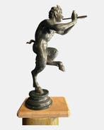sculptuur, Scultura in Bronzo a Cera Persa Raffigurante
