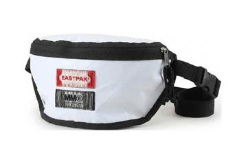 Eastpak Heuptas Wit, Sieraden, Tassen en Uiterlijk, Tassen | Rugtassen, Verzenden, 25 tot 40 cm, Zo goed als nieuw, 30 tot 45 cm