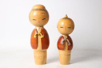 Miyashita Hajime – Vintage Ssaku Kokeshi-paar, kunstenaar