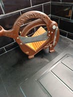 Raadvad - Ove Larsen - Broodsnijmachine - 294 - Gietijzer,, Antiek en Kunst, Antiek | Keukenbenodigdheden