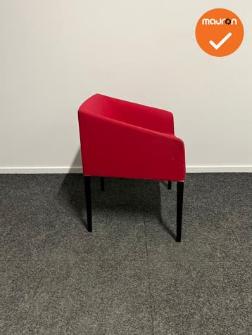 Fauteuil ontvangststoel - Arper Saari - rood, Vergader- of Presentatieruimte, Ophalen of Verzenden, Gebruikt, Stoel