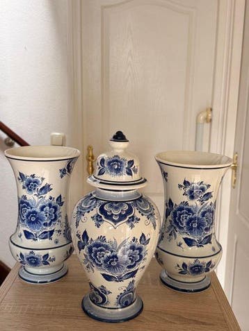 Decoratief ornament (3) - Flora, Gouda - kaststel -