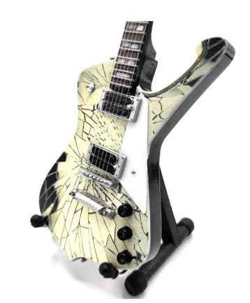 Miniatuur replica Ibanez Cracked Mirror gitaar PStanley KISS, Ophalen of Verzenden, Nieuw, Pop, Beeldje of Miniatuur