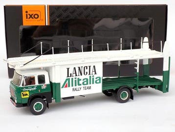IXO 1:43 - Model vrachtwagen - Fiat 673 Racing Transporter, Nieuw