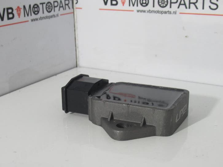 Honda PC 800 Spanningsregelaar, Motoren, Onderdelen | Honda, Ophalen of Verzenden