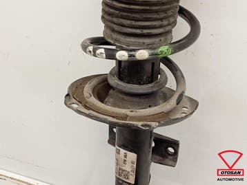 VW Polo 2G Seat Veerpoot Compleet Rechts Voor 2Q0413031BT, Auto-onderdelen, Ophalen, Gebruikt, Volkswagen