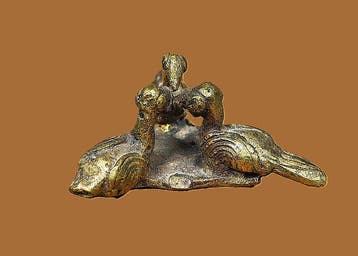 Gewicht om het figuurlijke goud te wegen. 3 vogels. -