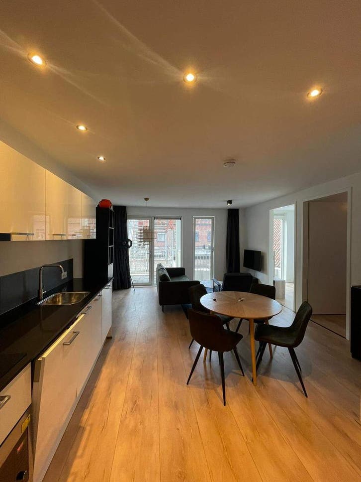 Te huur: Appartement Damsterdiep in Groningen, Huizen en Kamers, Huizen te huur, Groningen, Appartement