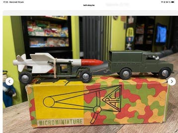 Politoys 1:41 - Modelauto - Campagnola Rover RAF, Nieuw