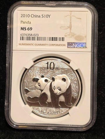 China. 10 Yuan 2010 Panda, 1 Oz (.999) - MS 69 (Zonder