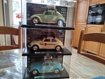 Retro Rides 1:24 - Modelauto (3) - Volkswagen Coccinelle, Nieuw
