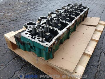 Cilinderkop Volvo D7F 240 20903042, Auto-onderdelen, Ophalen, Gebruikt, Volvo, Motor en Toebehoren