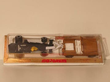 Majorette 1:64 - Modelauto - Jeep cabriolet remorquant une, Nieuw
