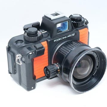 Nikon NIKONOS-V + UW-NIKKOR 20mm F2.8 Analoge camera, Nieuw